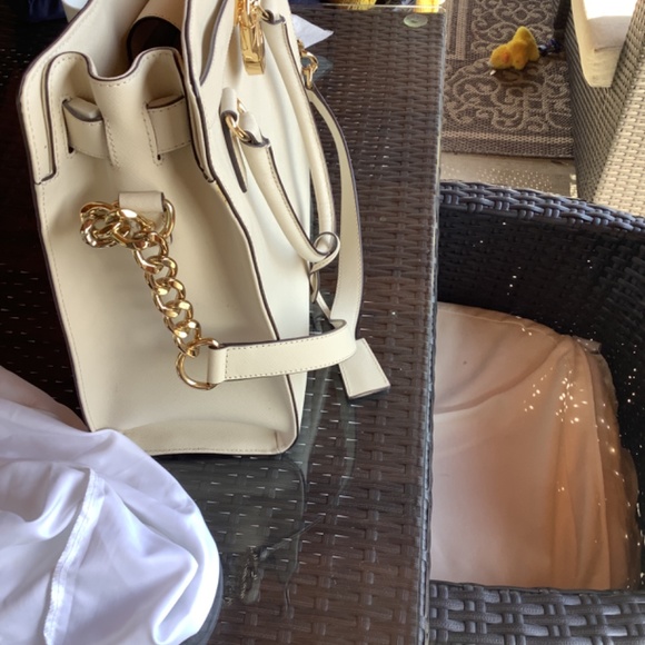 Michael Kors purse - Picture 3 of 6